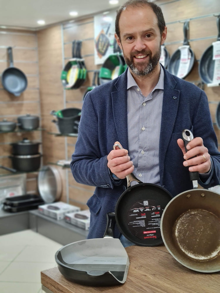 PENTOLE E PADELLE ANTIADERENTI