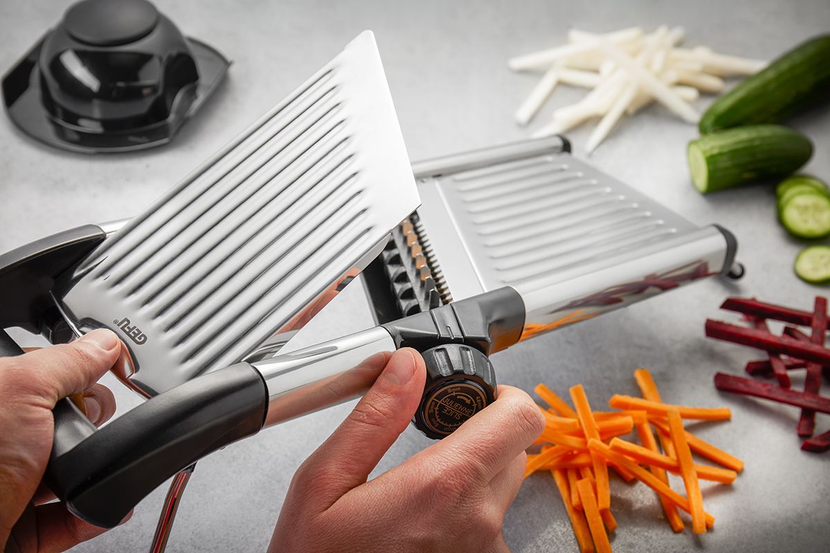 MANDOLINA FETTE E JULIENNE PROFI