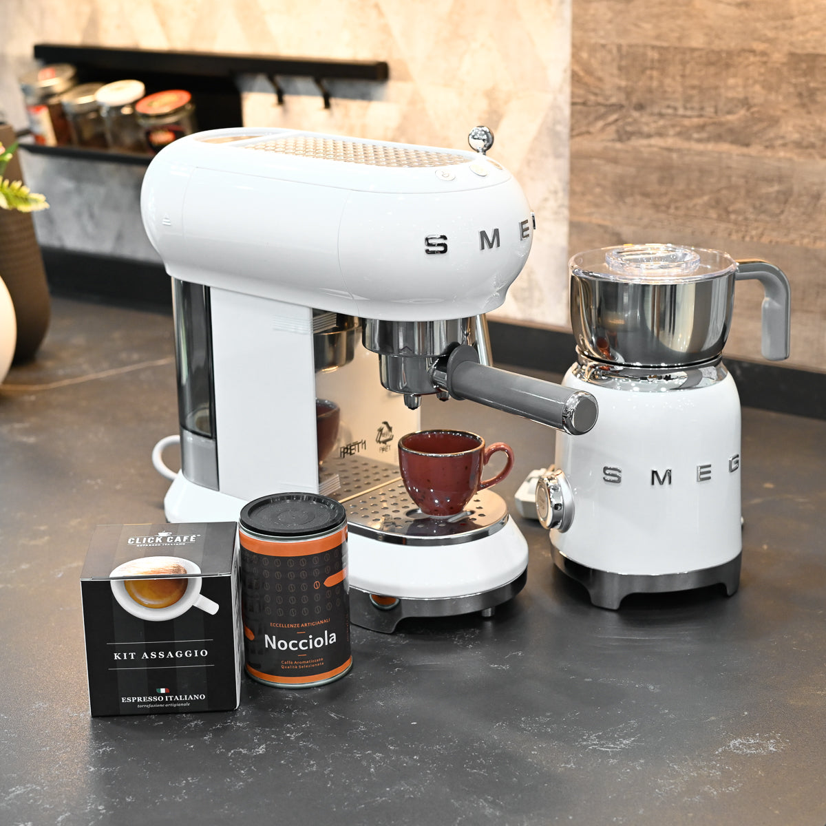 MONTALATTE SMEG BIANCO