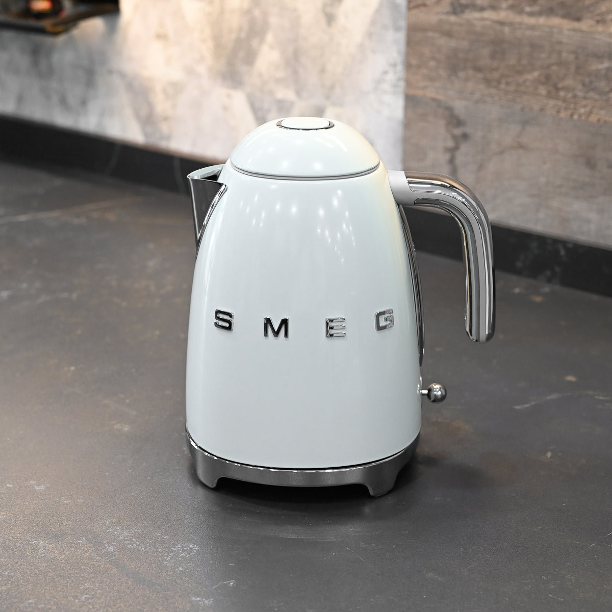 BOLLITORE ELETTRICO SMEG PANNA